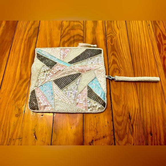 Never Used Beaded and Sequined Aldo Wristlet - Picture 3 of 4